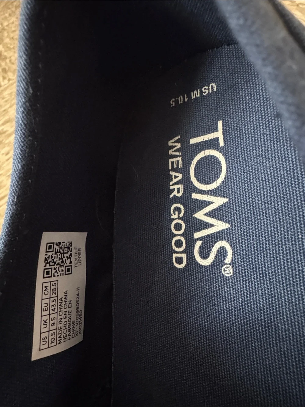 Toms Baja Blue Glow In The Dark Whales Slip On Sneaker Size 10.5
